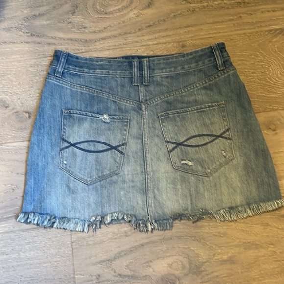 Abercrombie & Fitch Natural Rise Vintage A-Line Denim Skirt EUC 100% cotton - Picture 3 of 6